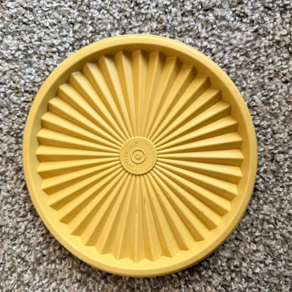 Vintage Tupperware Servalier Lid Replacement Yellow Goldenrod